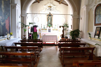 Het interieur van de Chiesa Maria Ascunta